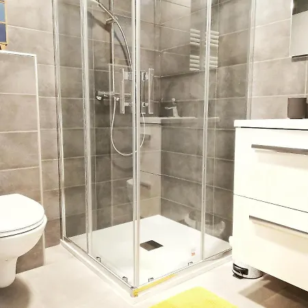 Lucky Place - Parking - Centre - Balcon Apartment